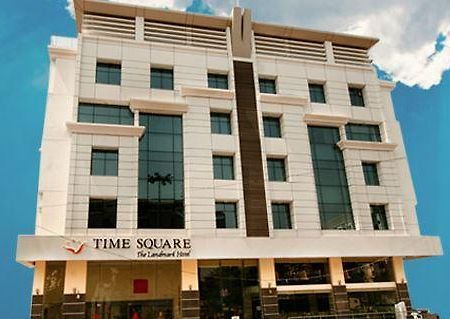 Time Square - The Landmark Hotel Hyderabad Exterior foto