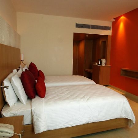 Time Square - The Landmark Hotel Hyderabad Exterior foto